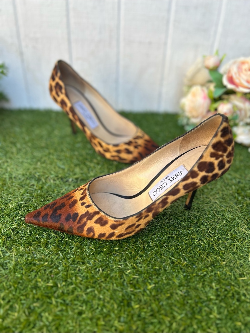 JIMMY CHOO LOVE 85 NATURAL MIX
DEGRADE LEOPARD PRINT PONY
POINTED PUMPS size 8